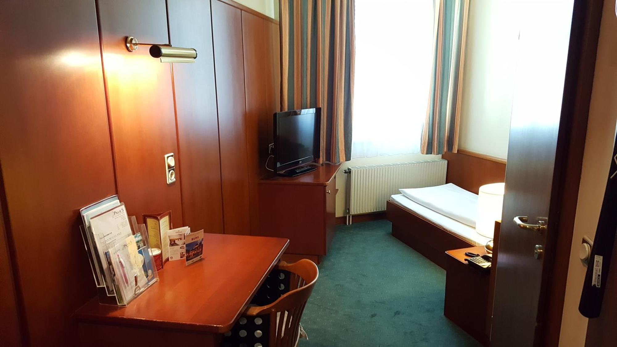 Paul'S Hotel Knittelfeld Zimmer foto